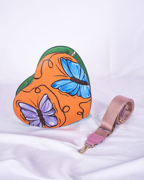 Bolso corazón naranja mariposas